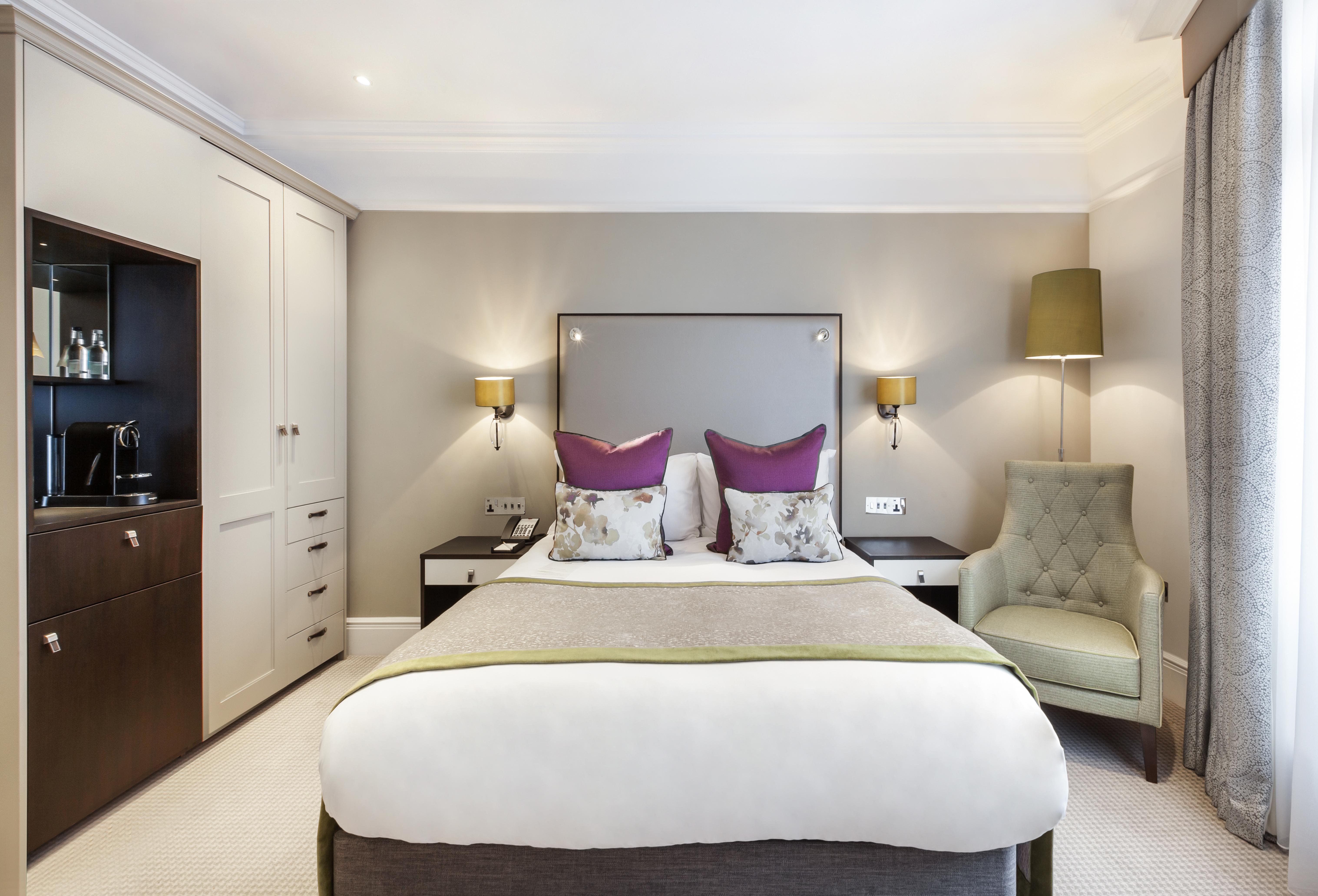 Hotel St. James' Court, A Taj Hotel, London