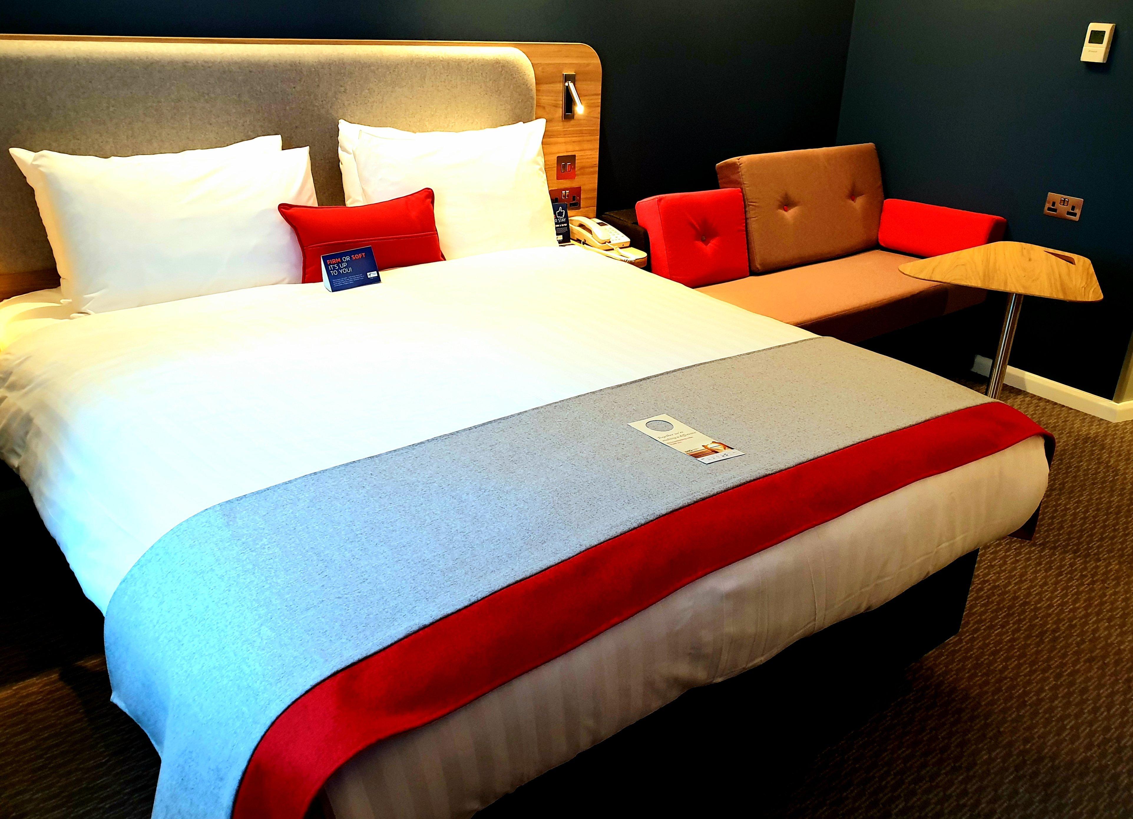 Express Stratford By Ihg Hotel