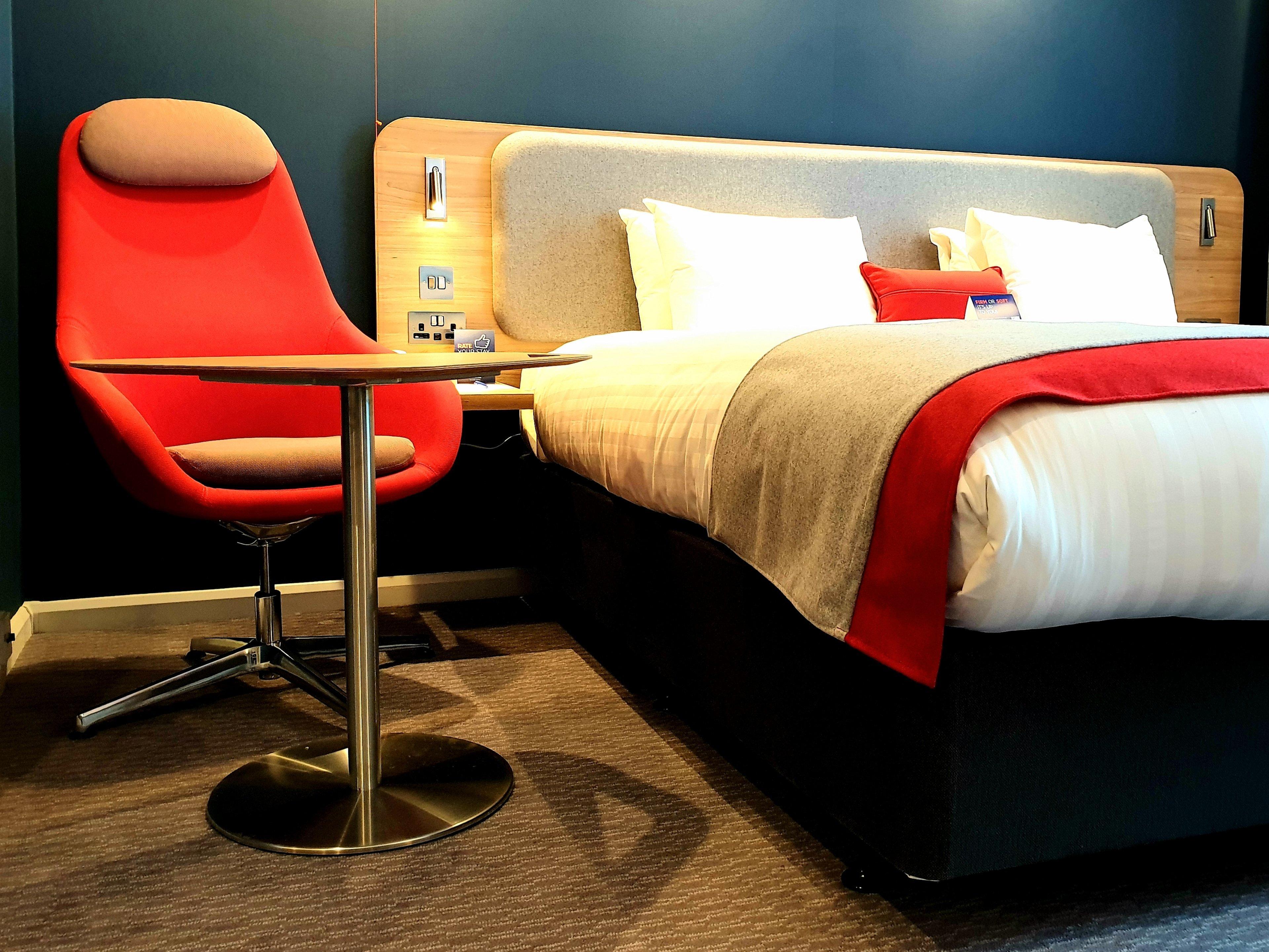 Express Stratford By Ihg Hotel 3*