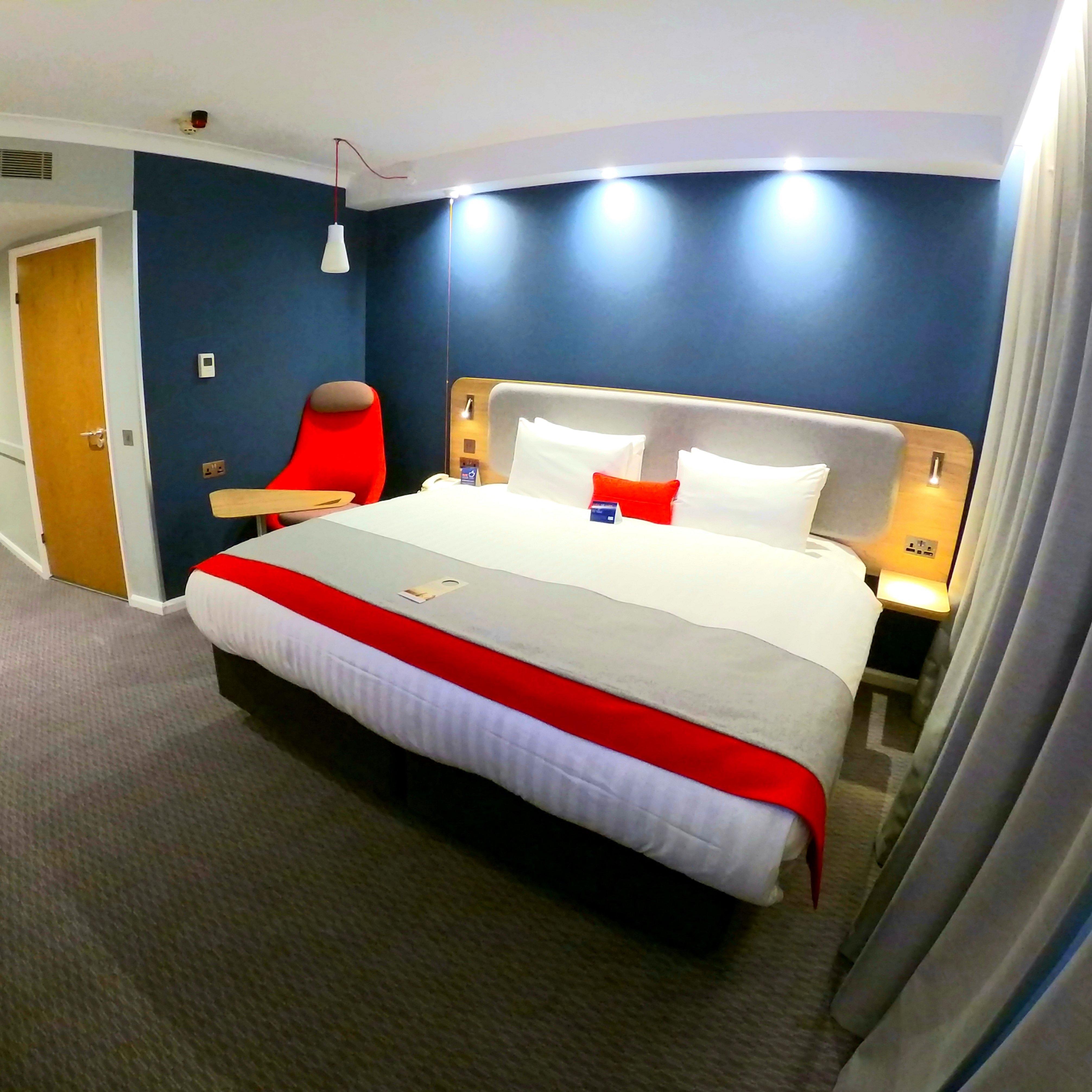 Express Stratford By Ihg Hotel 3*