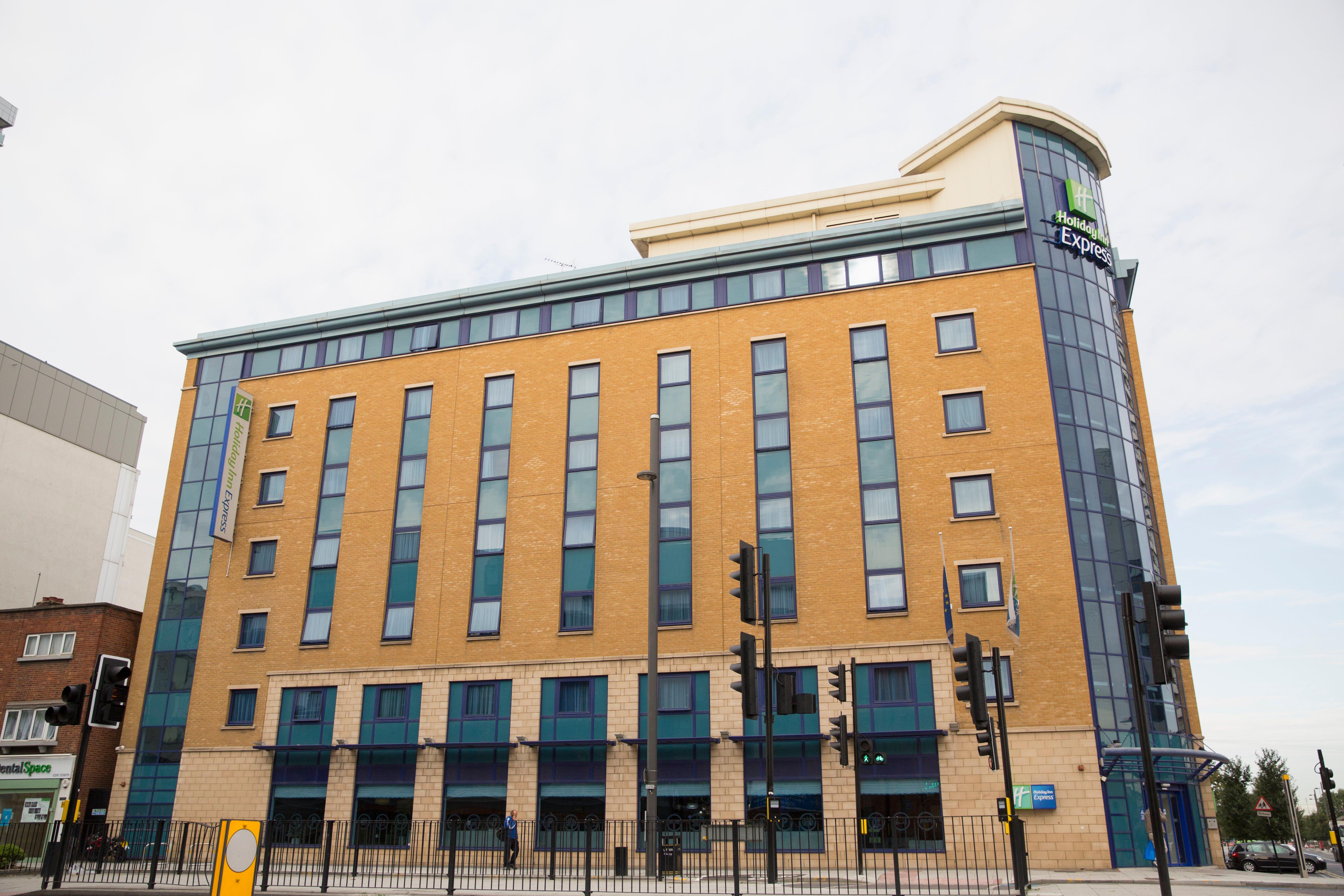 Hotel Express Stratford By Ihg