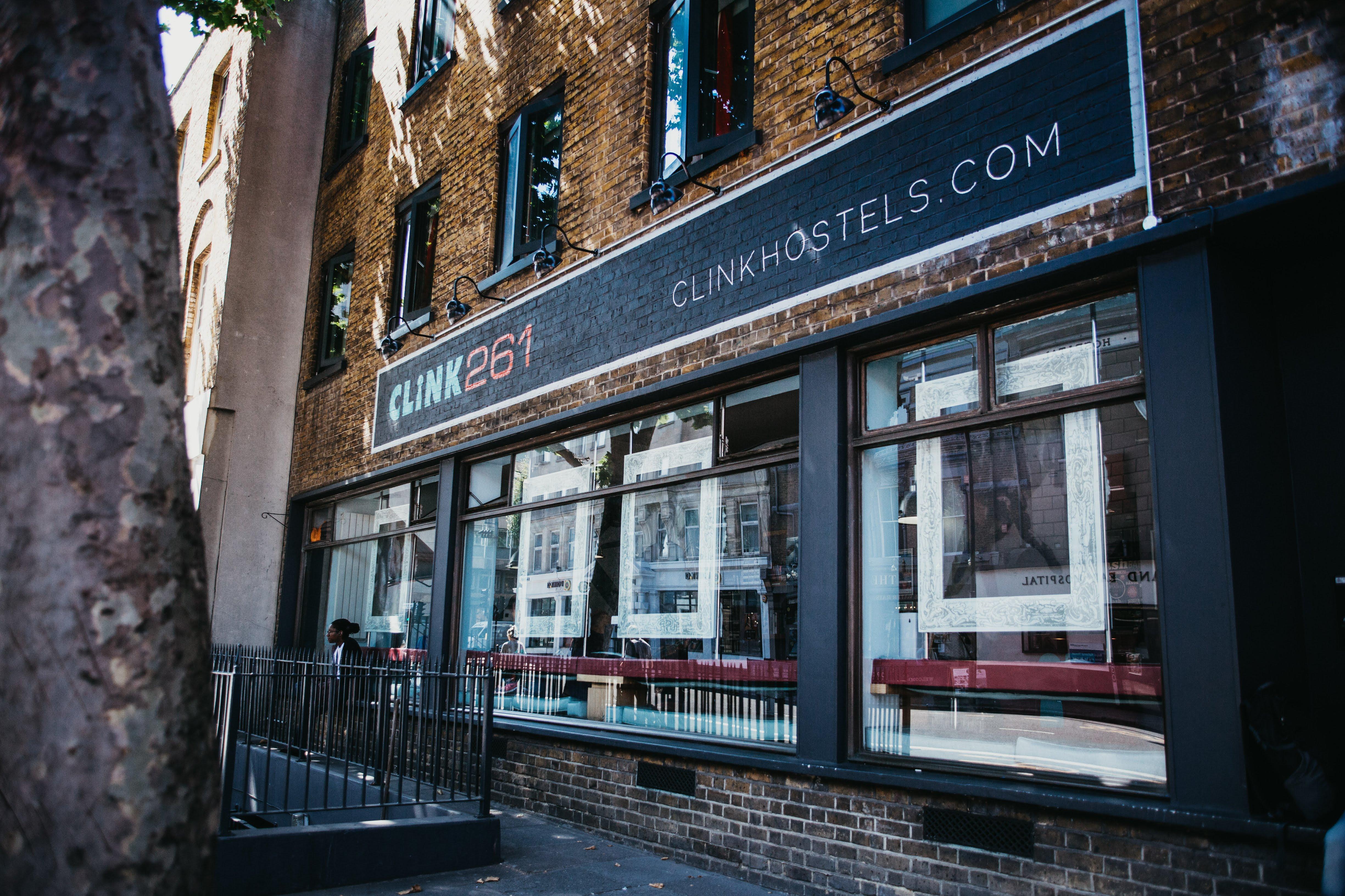 Clink261 Hostel *