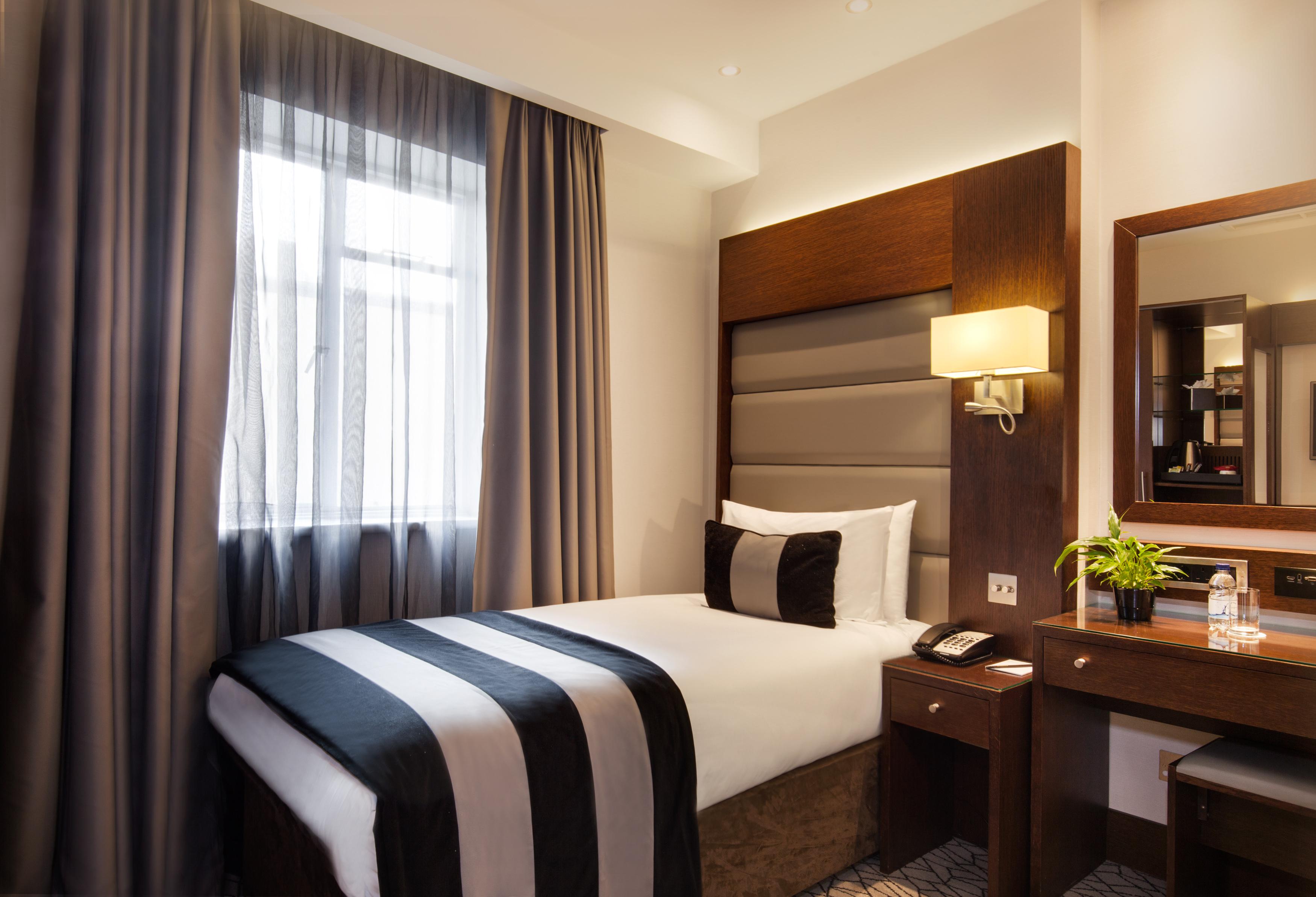 Park Grand Paddington Court Hotel 4*