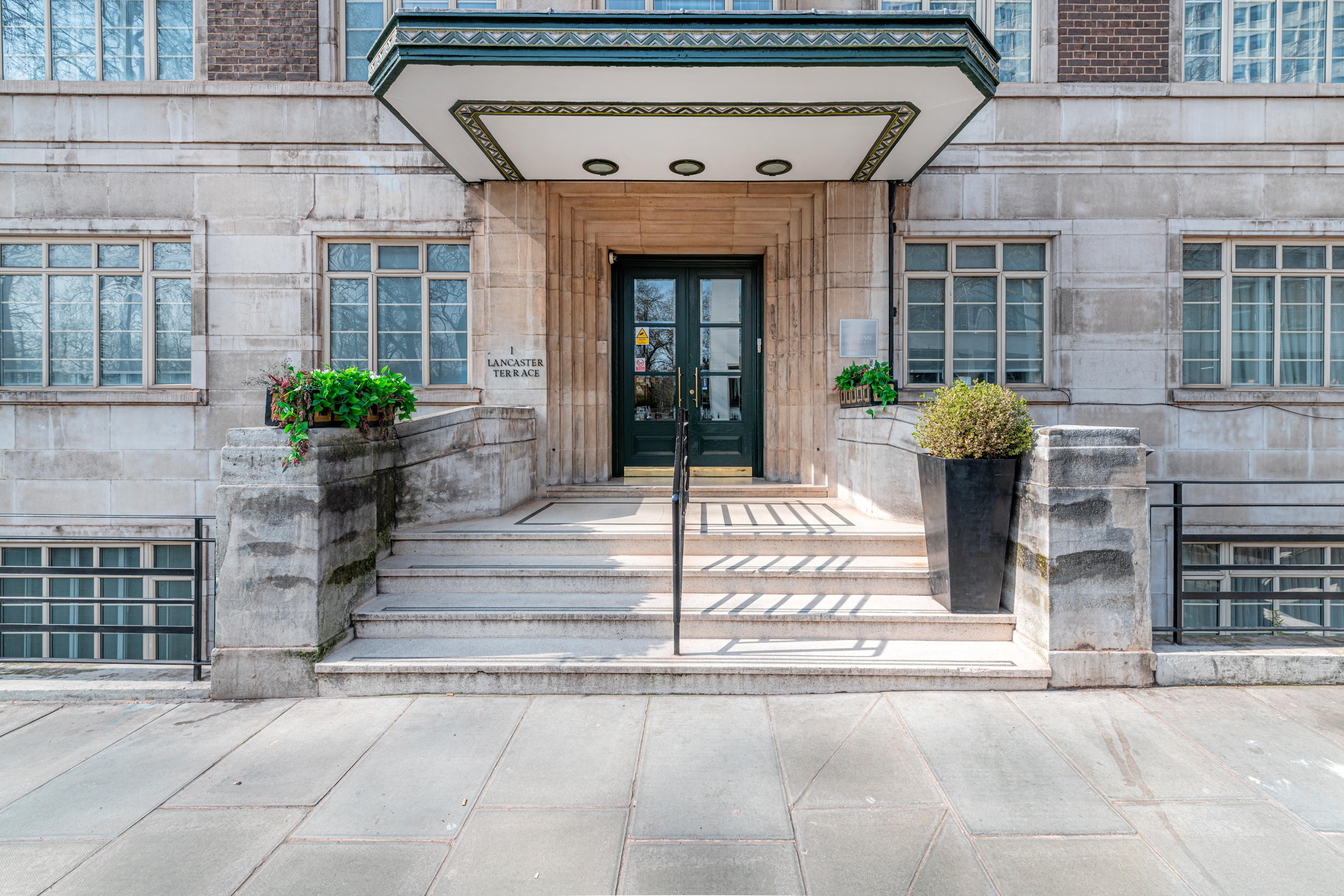 Fountain House London