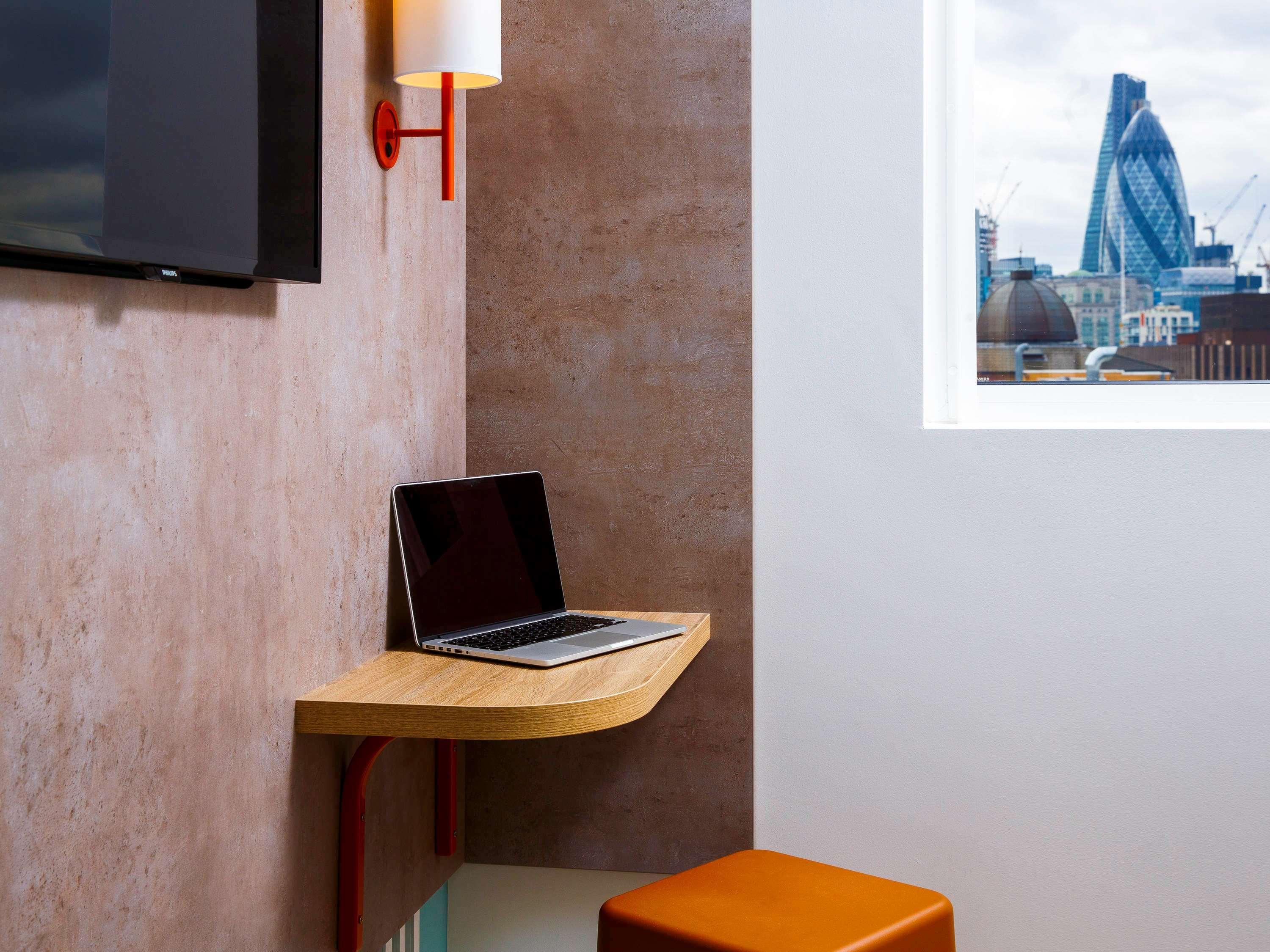 Ibis Budget Whitechapel - Brick Lane Hotel 2*
