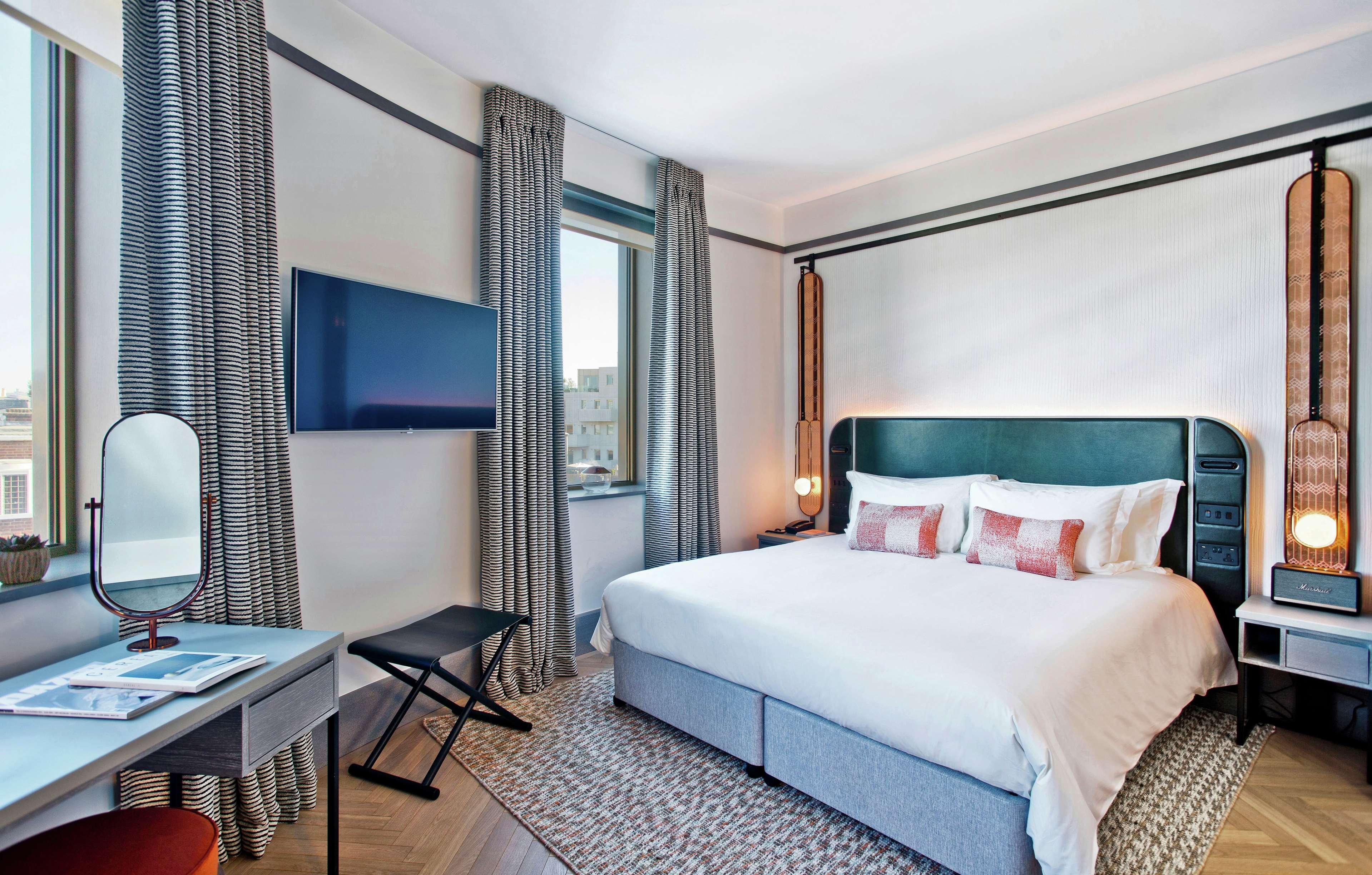 Hart Shoreditch London, Curio Collection By Hilton 4* London