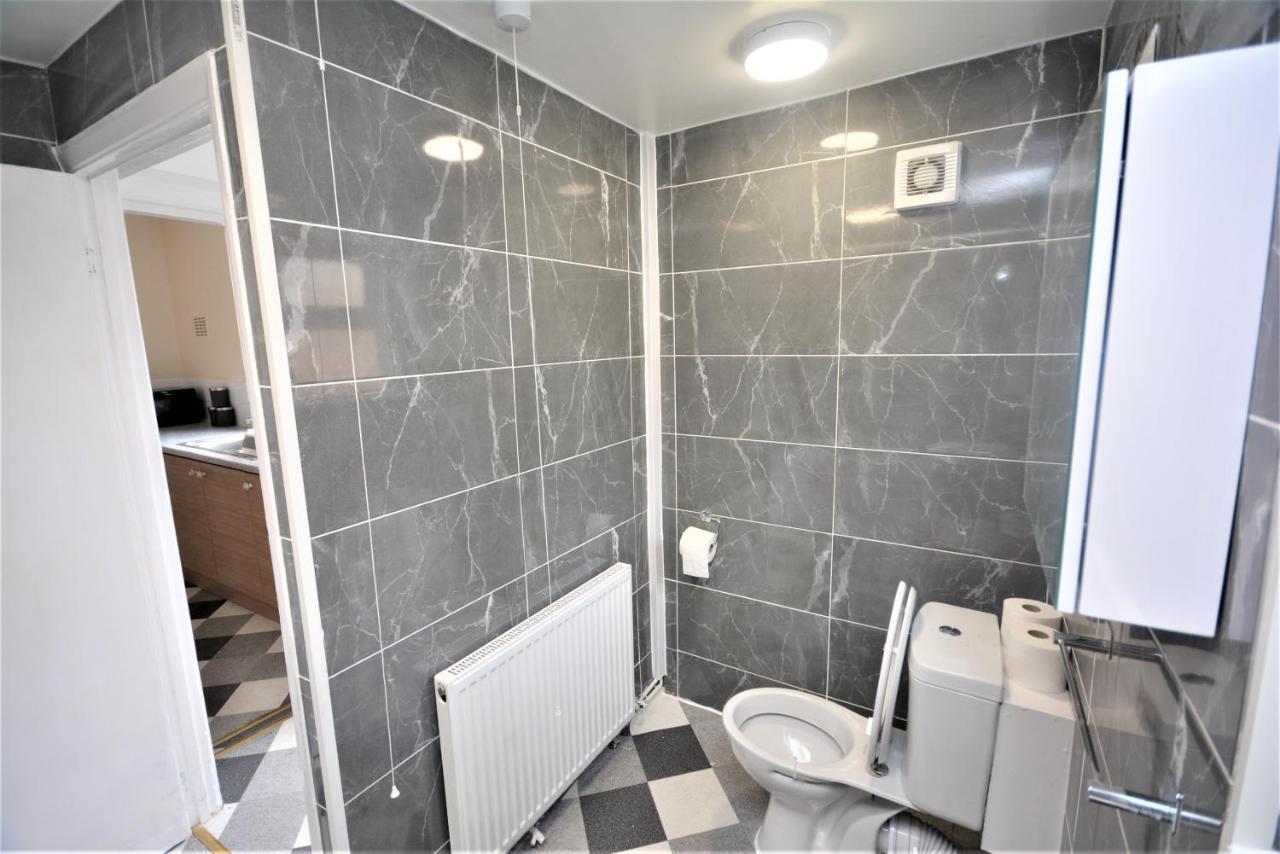 Cheerful 3 Bedroom In Greater Holiday home
