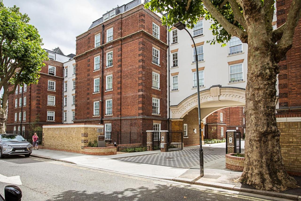 Modern And Stylish In West Kensington London