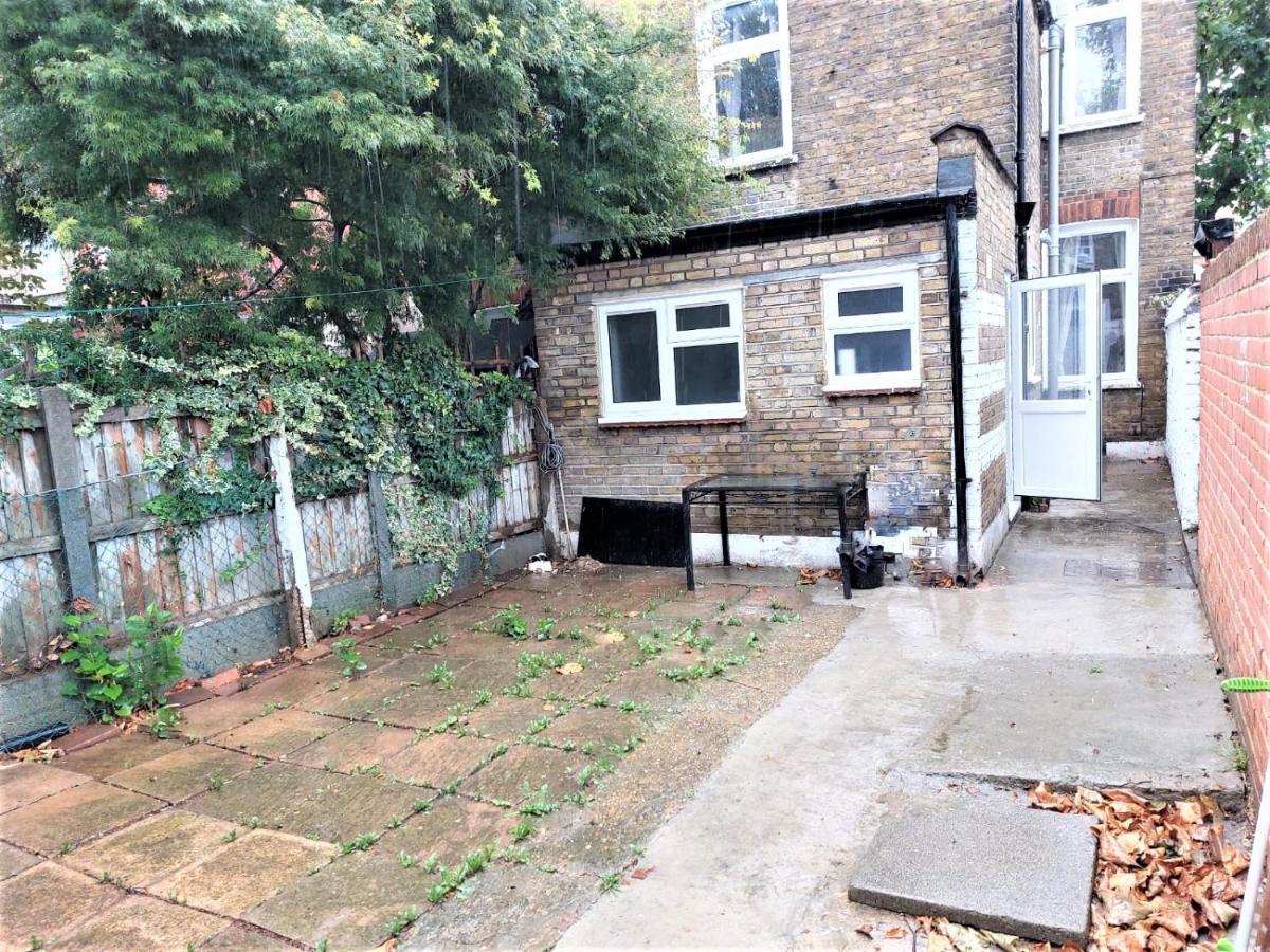 Holiday home Cheerful 3 Bedroom In Greater *