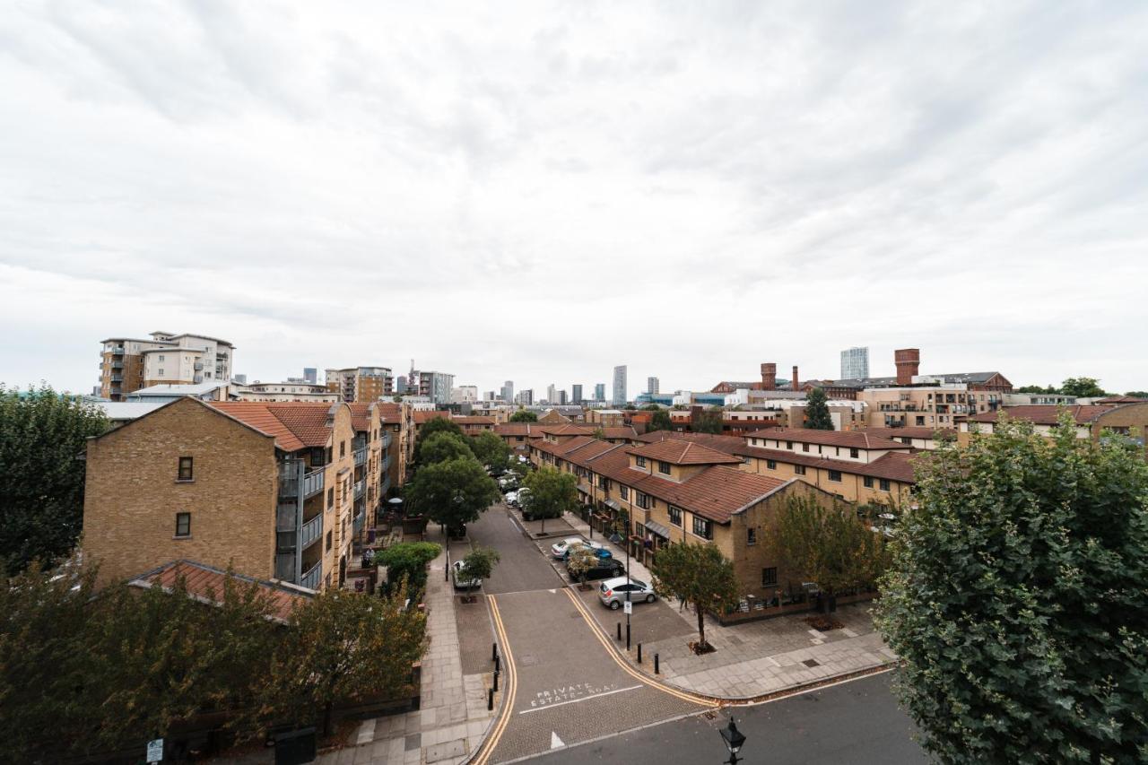 Lovely 2 Bedroom Flat Next To Victoria Park Apartment *