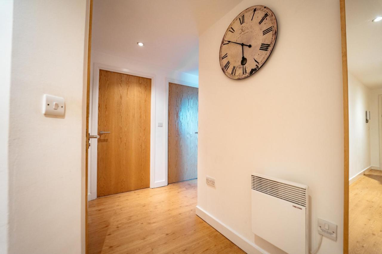 Lovely 2 Bedroom Flat Next To Victoria Park *