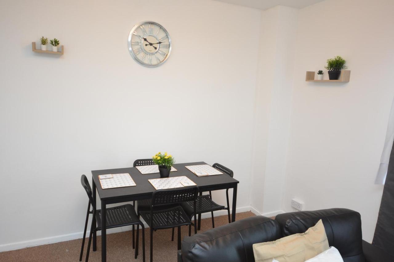 Apartment Beautiful Two Bedroom Flat In Brixton London