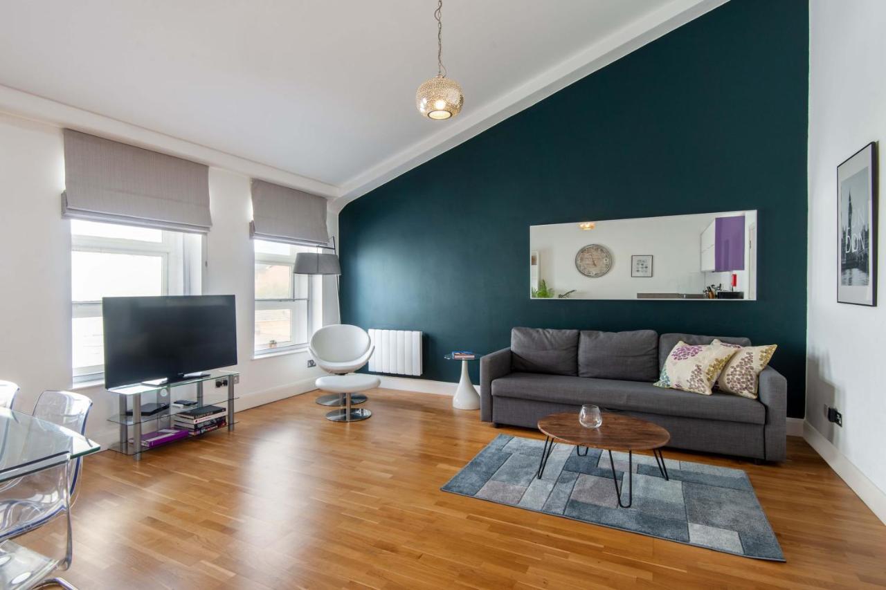 Mulberry North Penthouse By Living