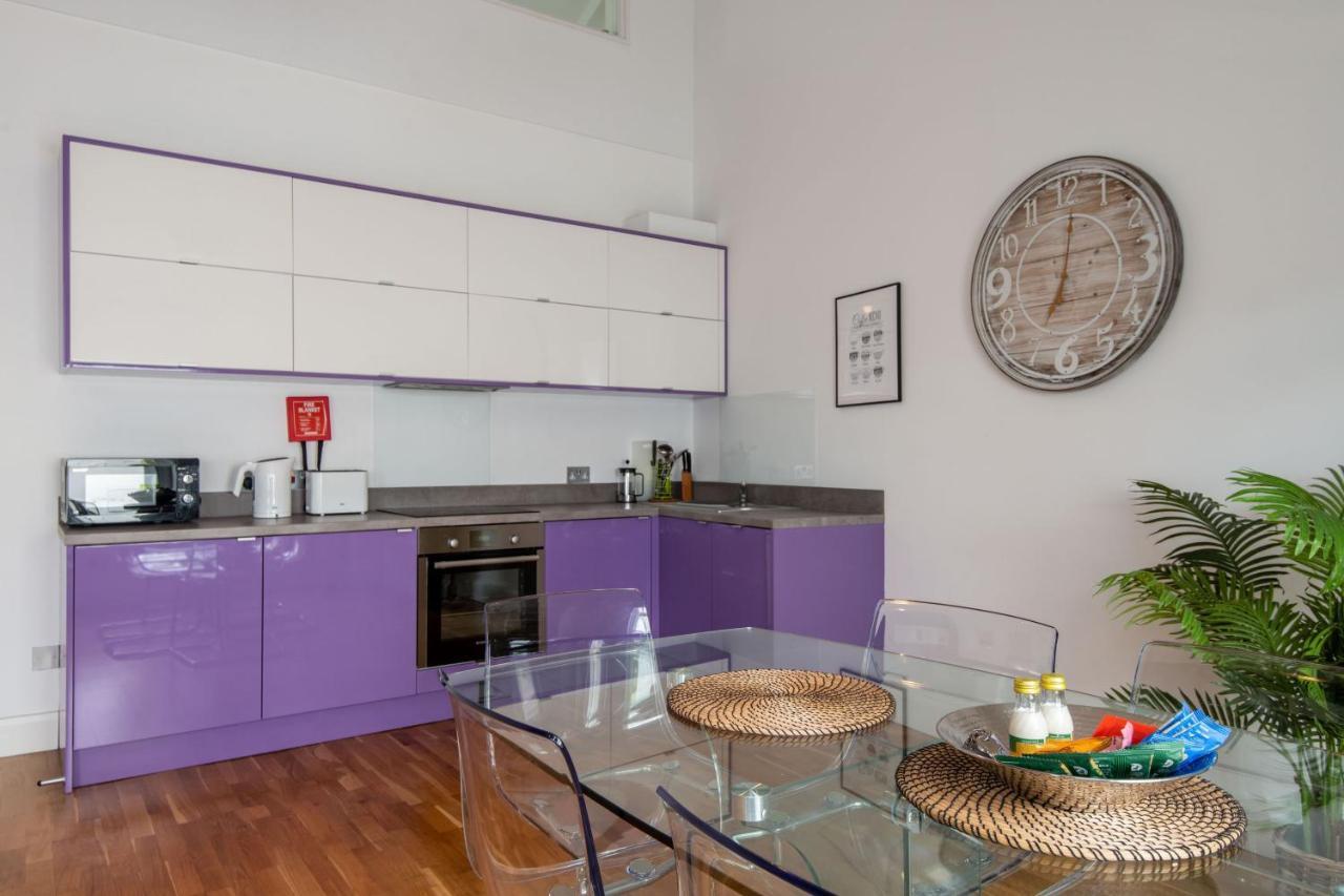 Mulberry North Penthouse By Living Holiday home London