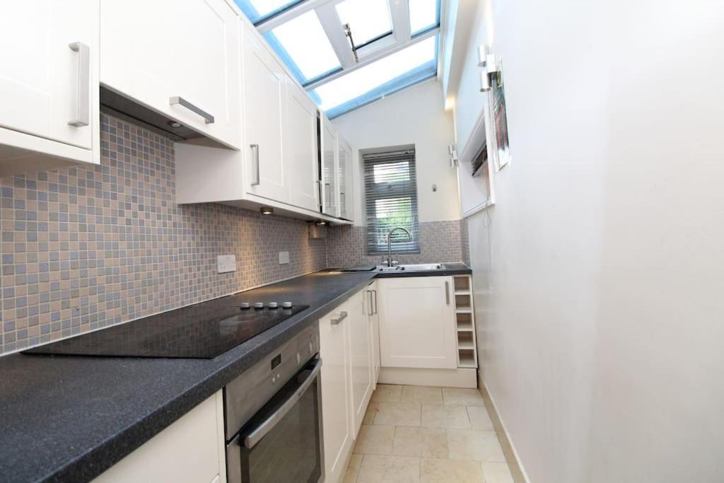 Stunning 2 Bed Flat In Fulham * Londres