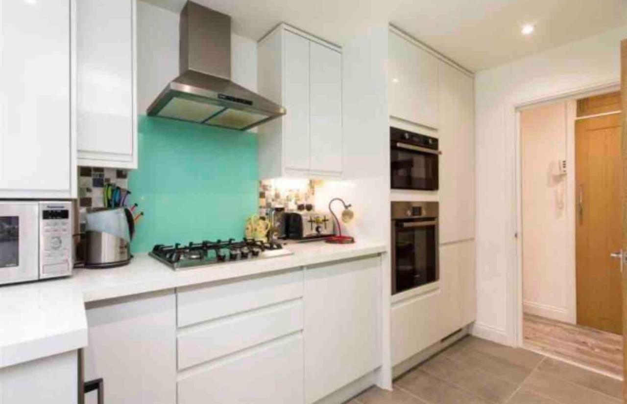 Gasthof Luxury Double Blue London