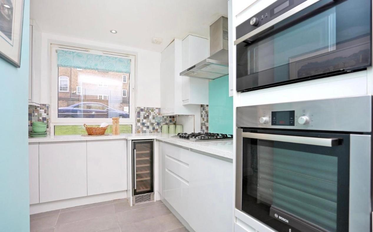 Luxury Double Blue * London