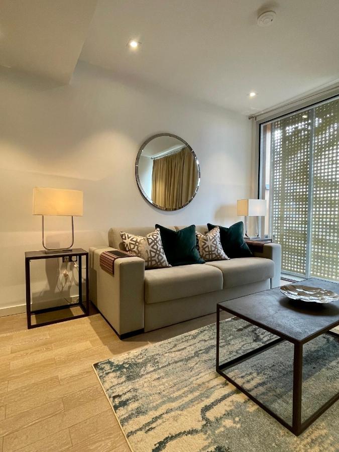 Apartment Battersea Power Station Living