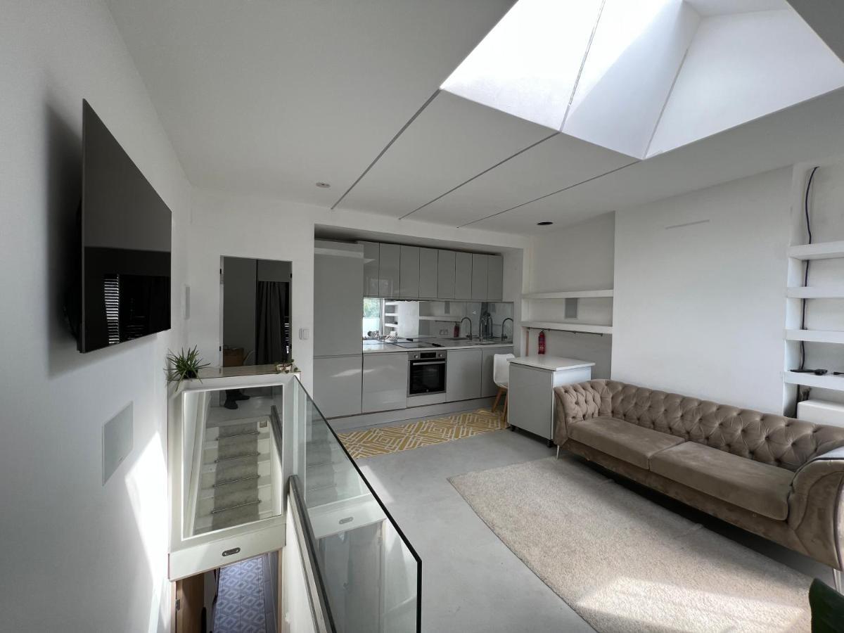 Apartment Stunning Contemporary 2 Bed With Parking