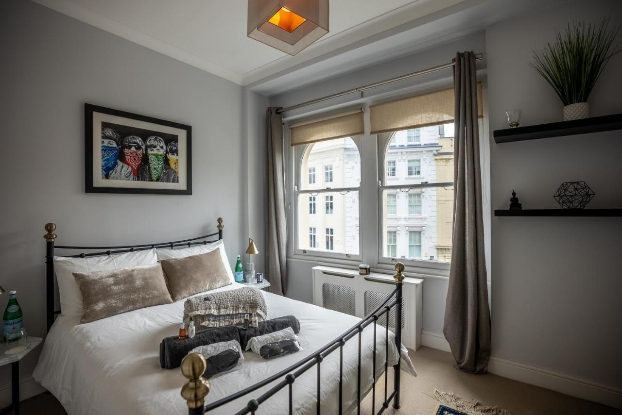 The Covent Garden 3 Bedroom Penthouse With Rooftop Terrace *