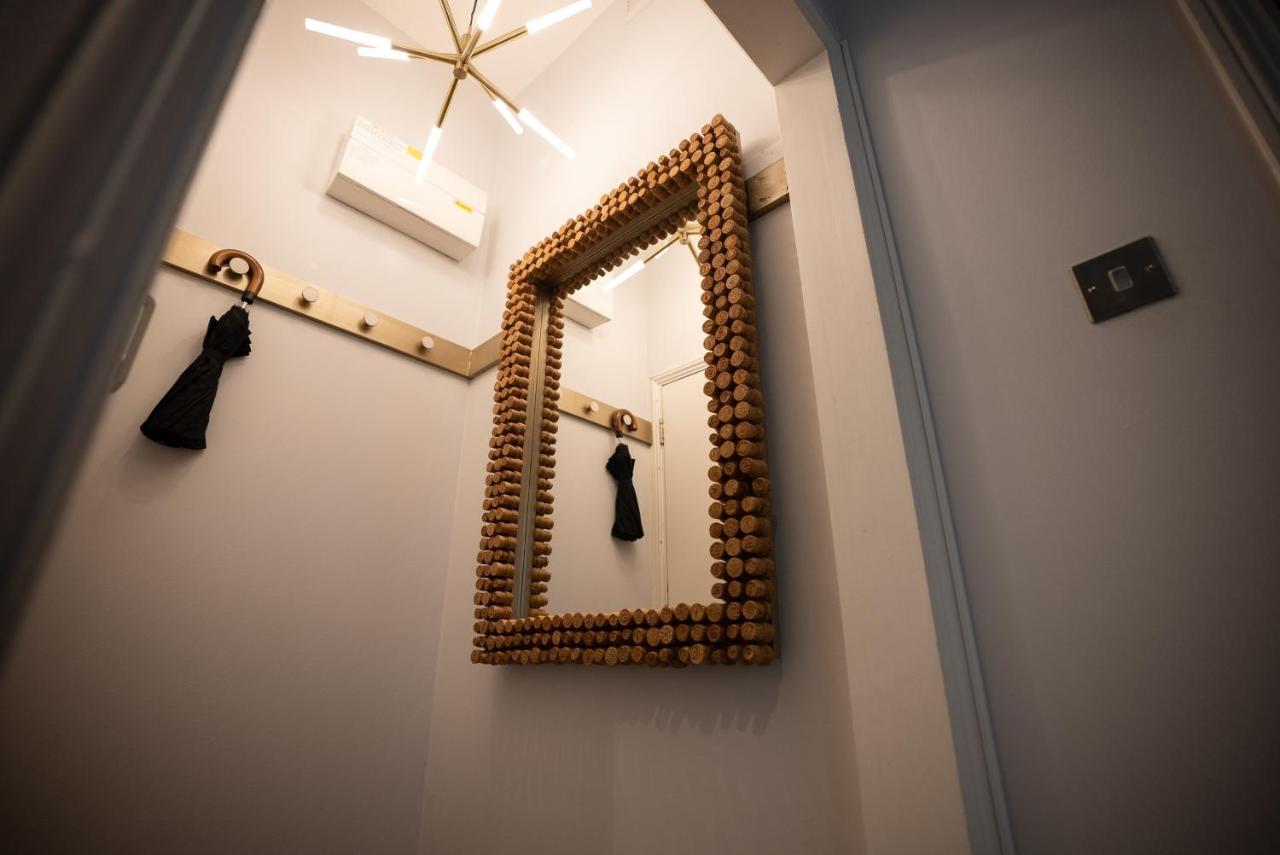 The Covent Garden 3 Bedroom Penthouse With Rooftop Terrace Apartment
