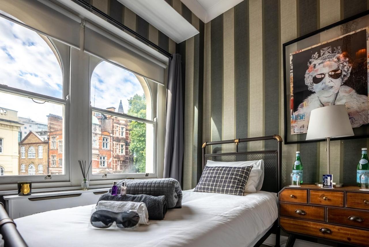 The Covent Garden 3 Bedroom Penthouse With Rooftop Terrace Apartment London