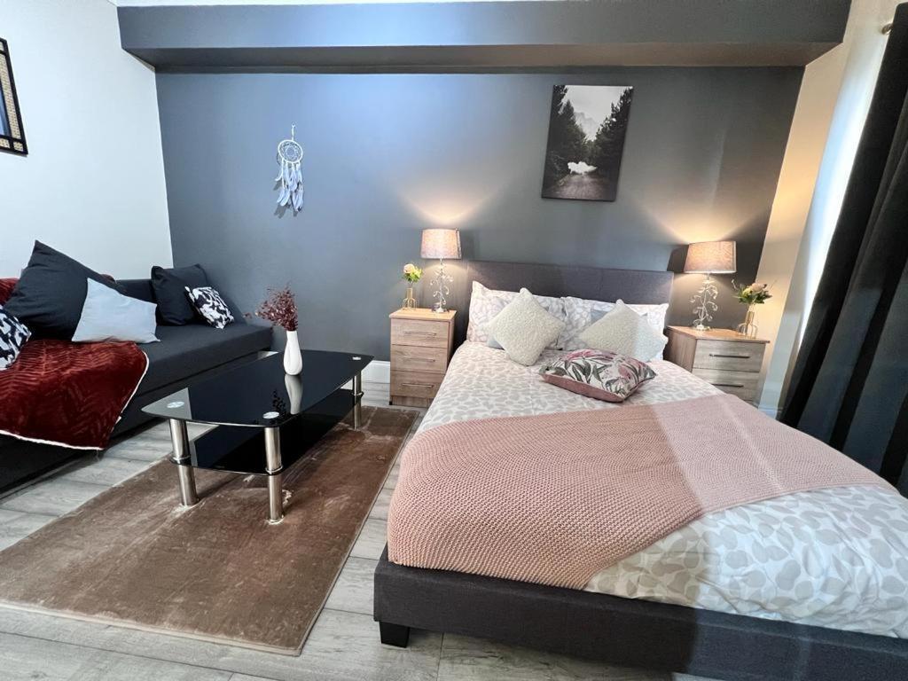 Apartment Edgware Road 2 Bedroom *
