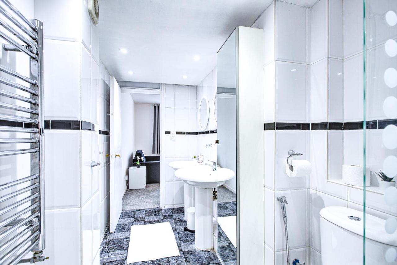 Gorgeous 4 Bedrooms, 5-baths House In Near Edgware Road, Oxford Street, Hyde Park *