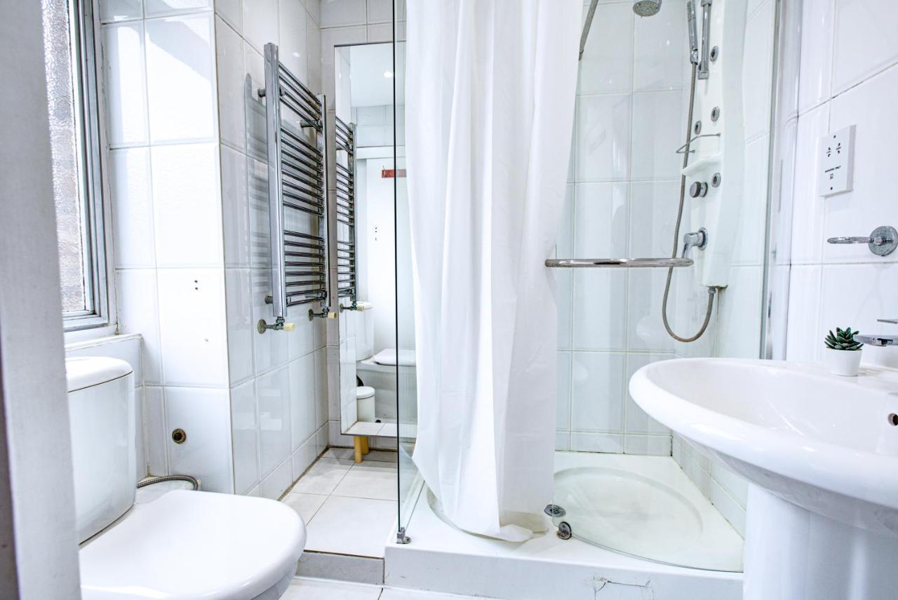 Gorgeous 4 Bedrooms, 5-baths House In Near Edgware Road, Oxford Street, Hyde Park Apartment *