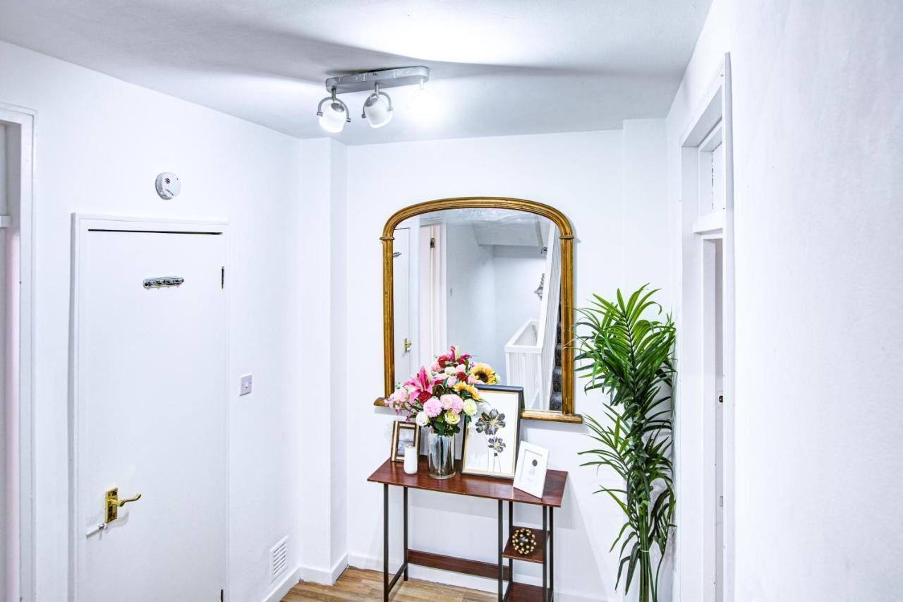 Apartment Gorgeous 4 Bedrooms, 5-baths House In Near Edgware Road, Oxford Street, Hyde Park *