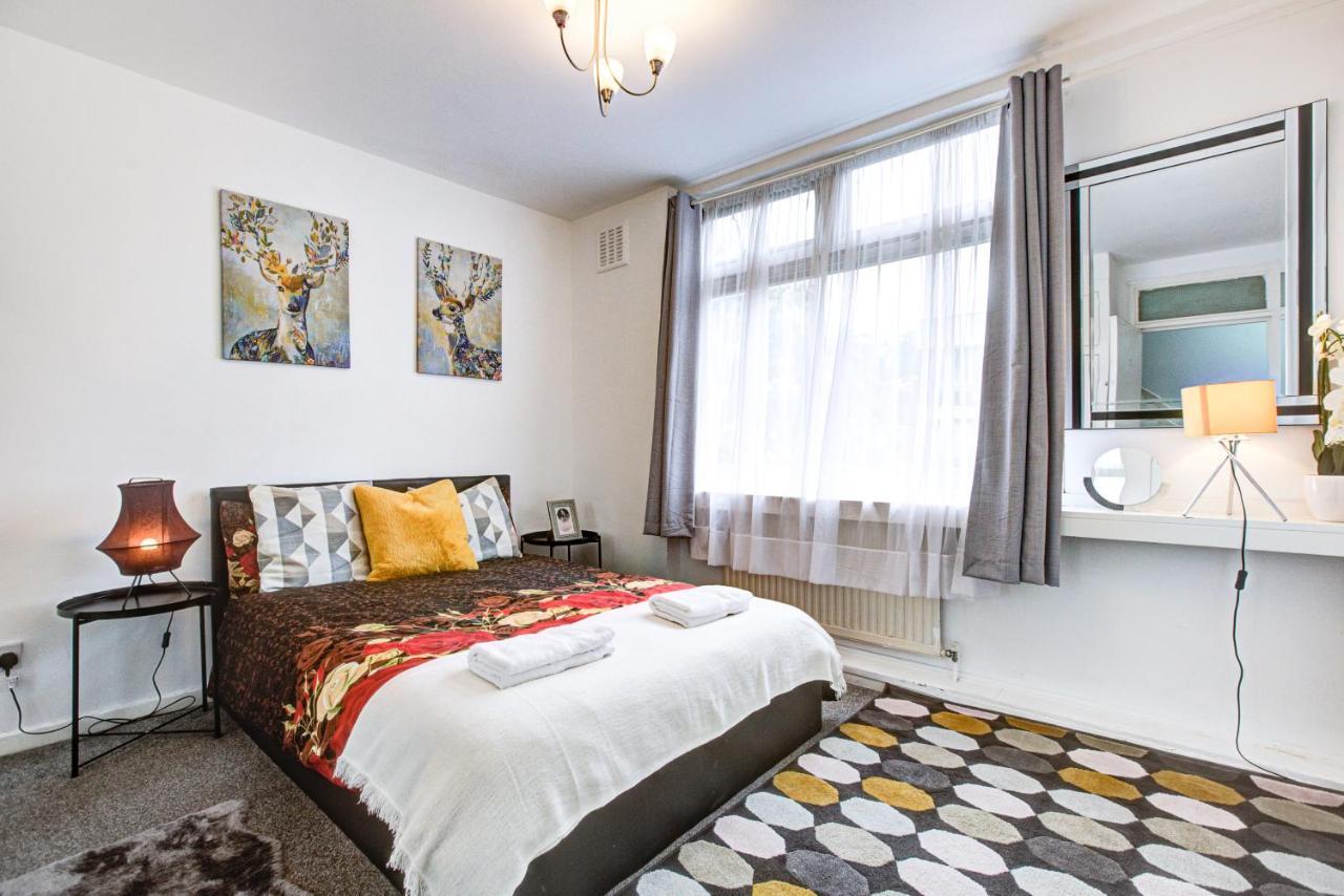 Gorgeous 4 Bedrooms, 5-baths House In Near Edgware Road, Oxford Street, Hyde Park Apartment