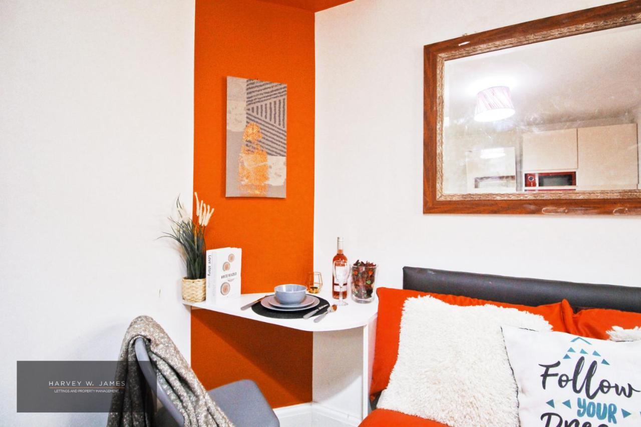 Jd Homes * London