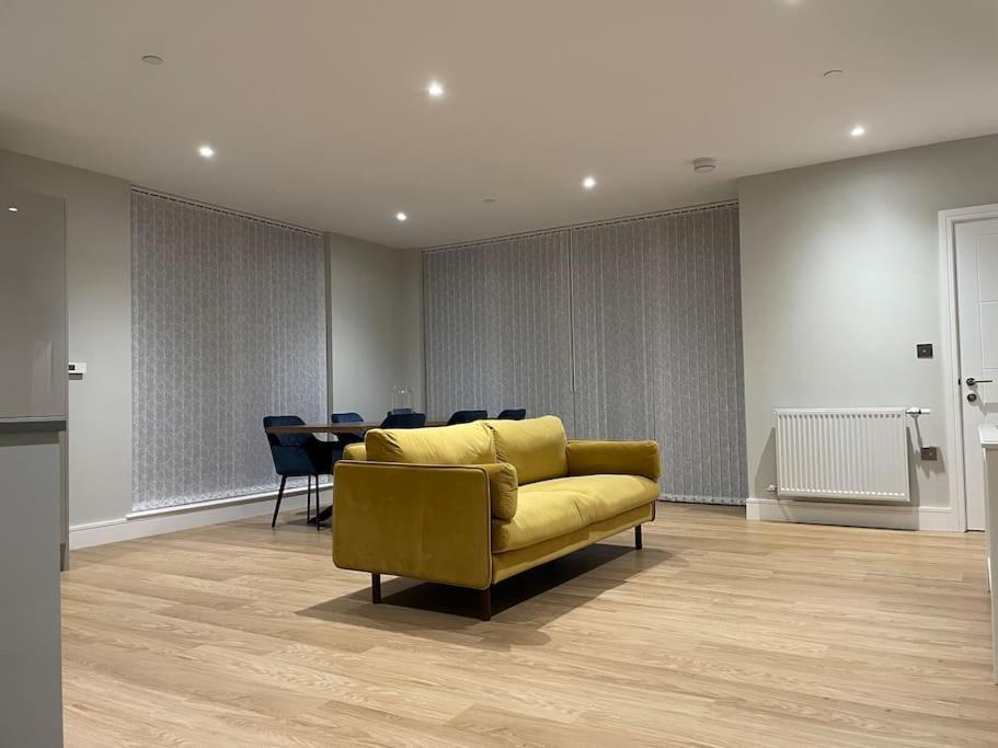 Apartment Thats The Pad - 2 Bedroom Pied-a-terre In Wimbledon