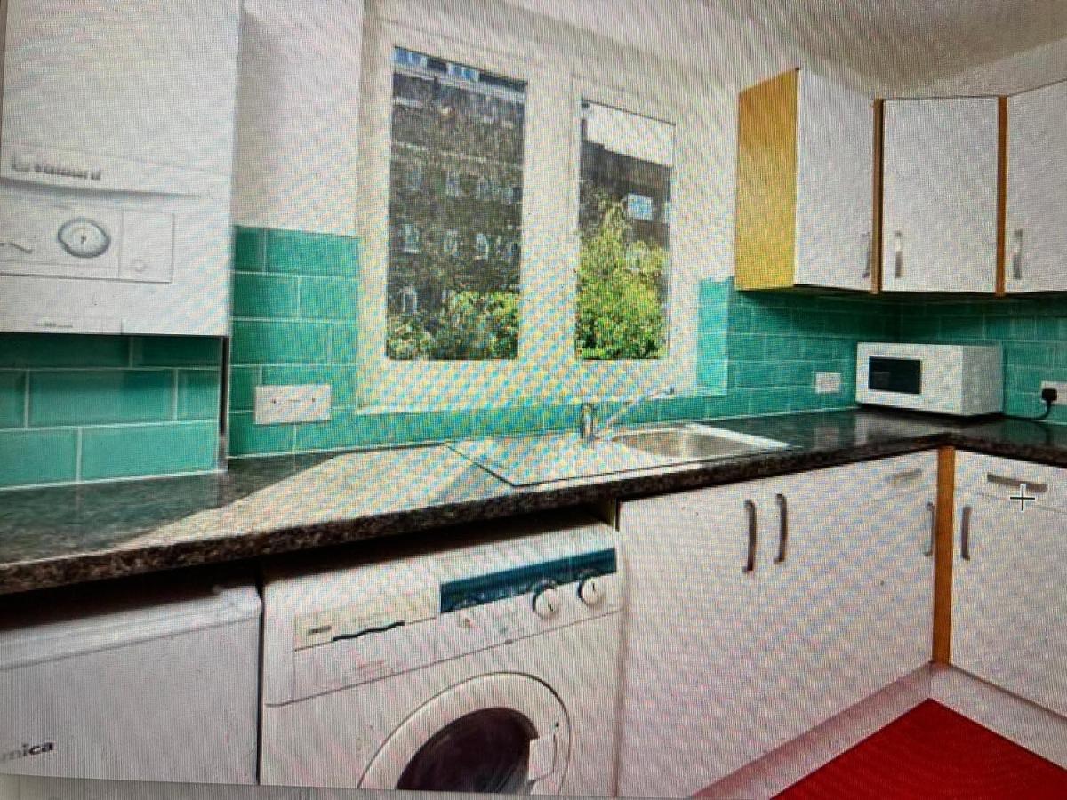 Impeccable 1-bed In Apartment London