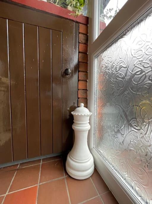 Spacious Bungalow In London, Near Central London, The Excel Centre And The O2, Ideal For Families Casa de férias Londres