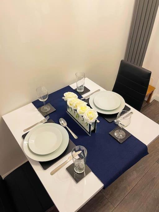 Cosy 3 Bedroom House In The Heart Of Brick Lane! London