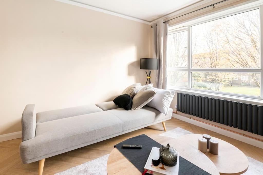 Riverside Serviced Apartment *