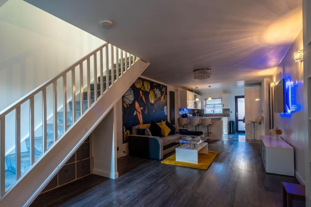 Apartment Cosy 3 Bedroom House In The Heart Of Brick Lane! London