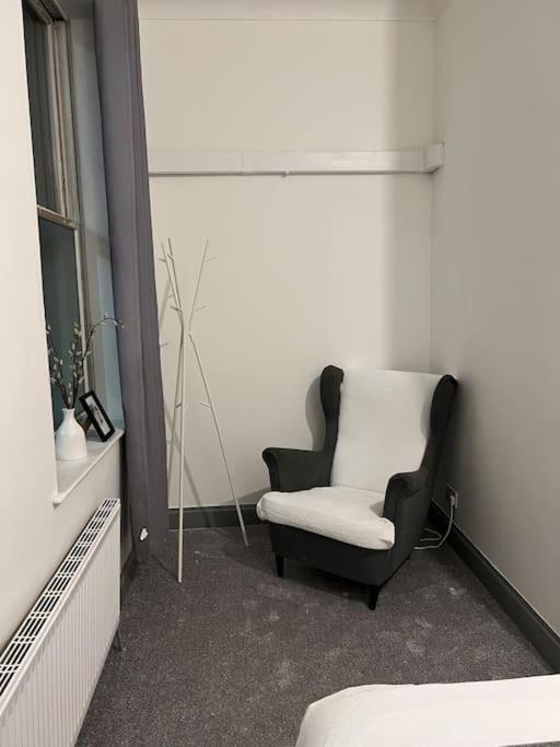 Apartment 1 Bedroom Flat In Kings Cross!