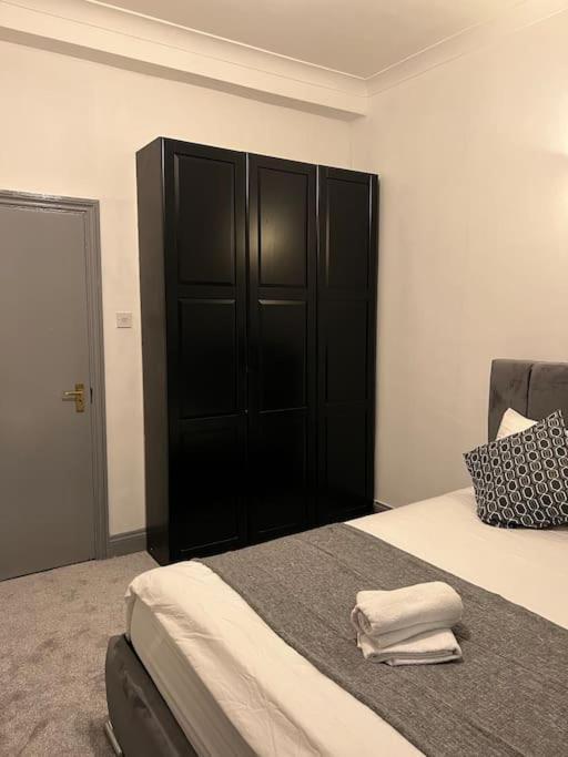 Apartment 1 Bedroom Flat In Kings Cross!