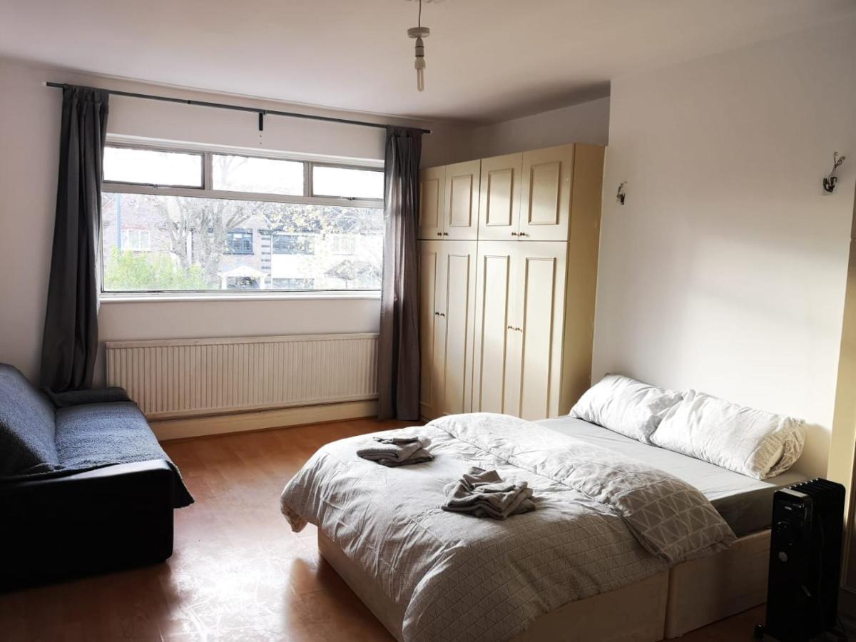 Large Spacious In Zone 2 *