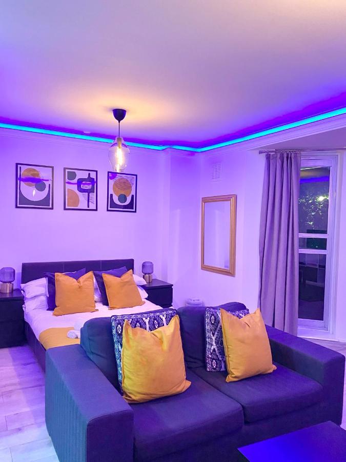 Apartamento Centrally Located Studio With Balcony And 24-7 Security