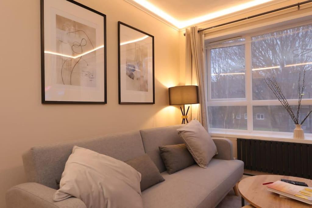 Riverside Serviced Apartment London