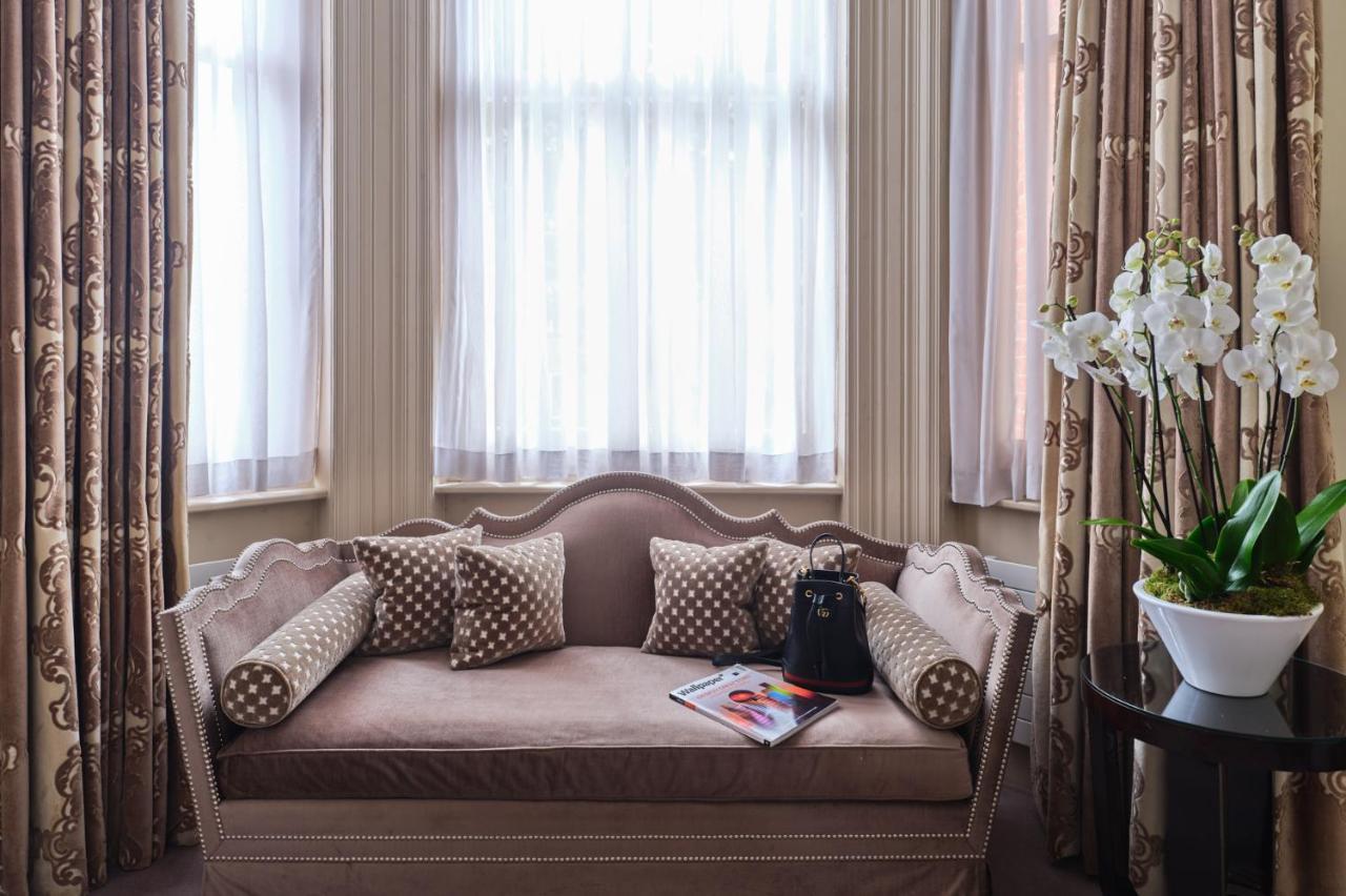 The By The Sloane Club Apartment *