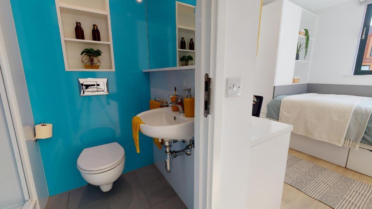 Apartamento For Students Only Private Bedrooms With Shared Kitchen And At Iq Haywood House In Londres