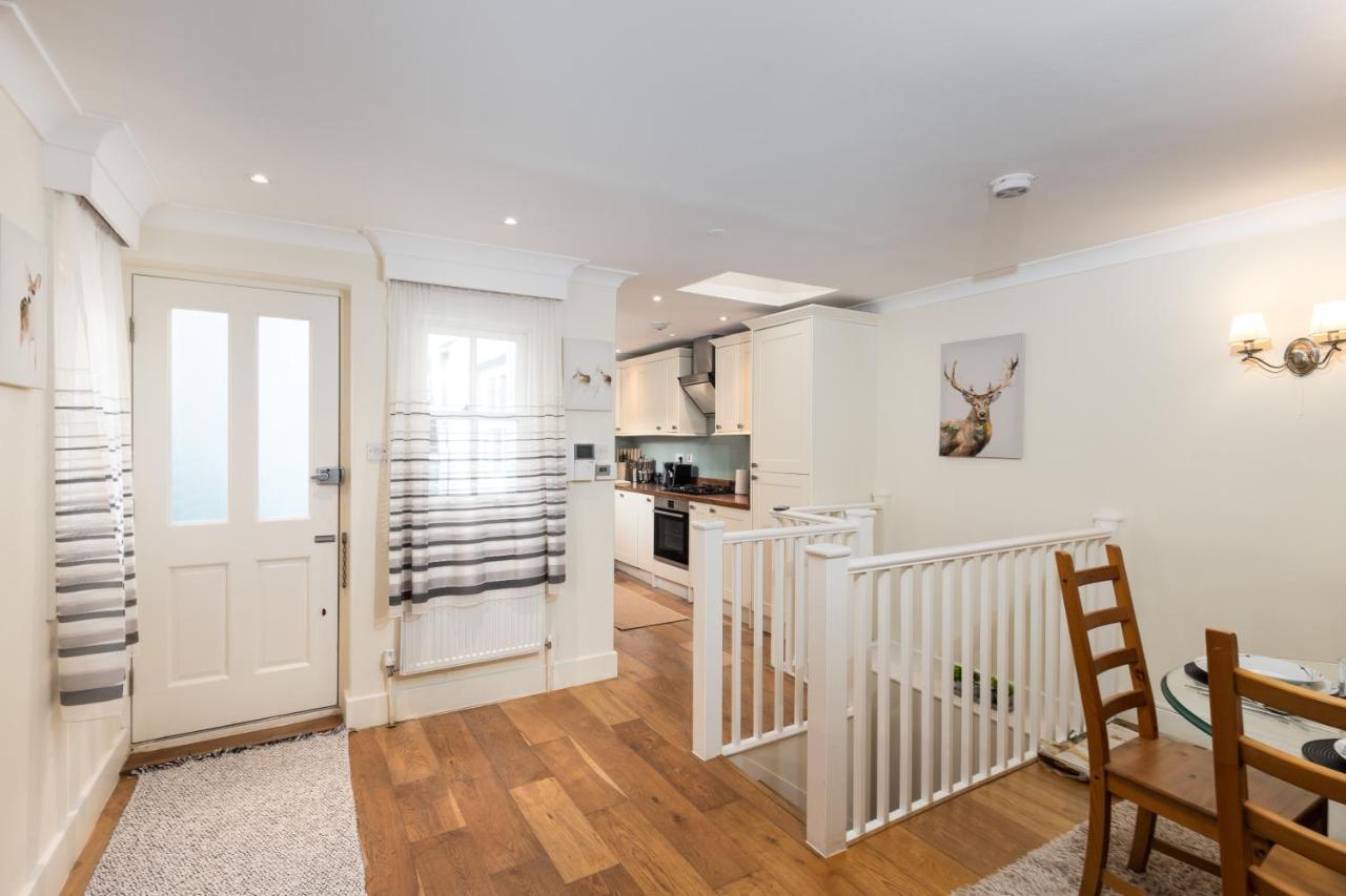 Stunning 3 Bed House With Garden London