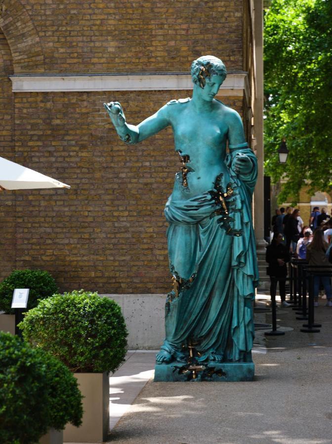 The By The Sloane Club Apartment London