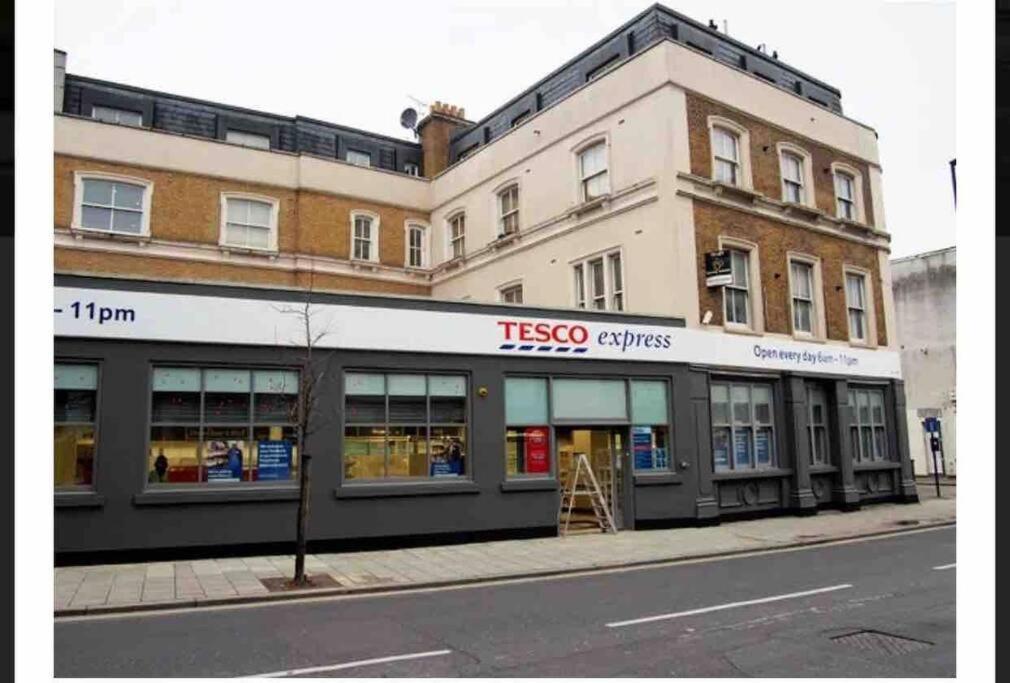 Spacious One Bedroom Private Flat In Brixton +wifi Apartamento Londres
