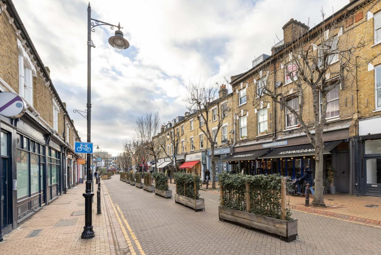 The Wandsworth Collection *