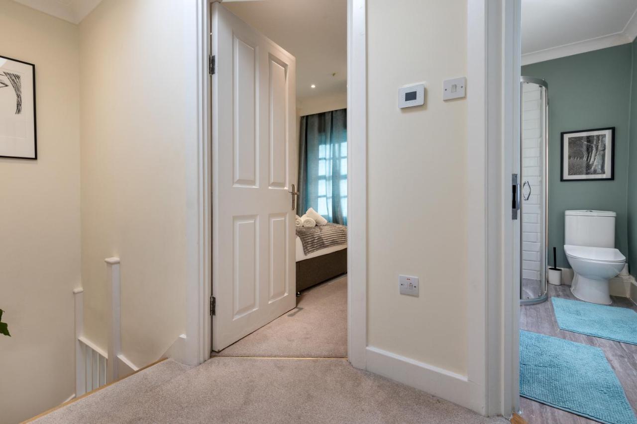 Stunning 3 Bed House With Garden Holiday home